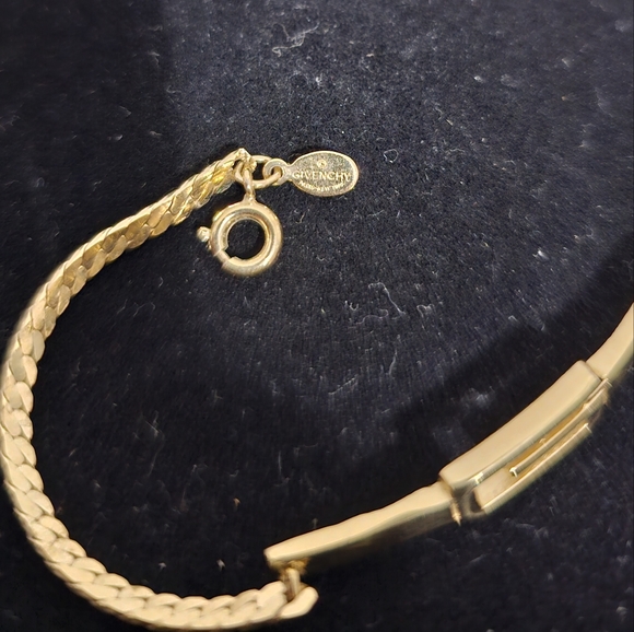 Givenchy Bracelet - Picture 3 of 6